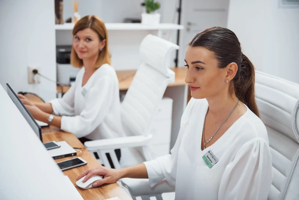 8 Best Medical Spa EMR Software Solutions in 2026: Key Features, Reviews & Comparisons