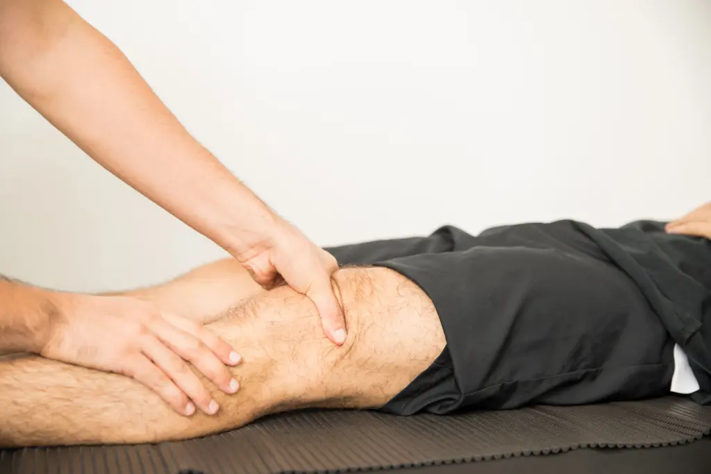 Patellar grind test